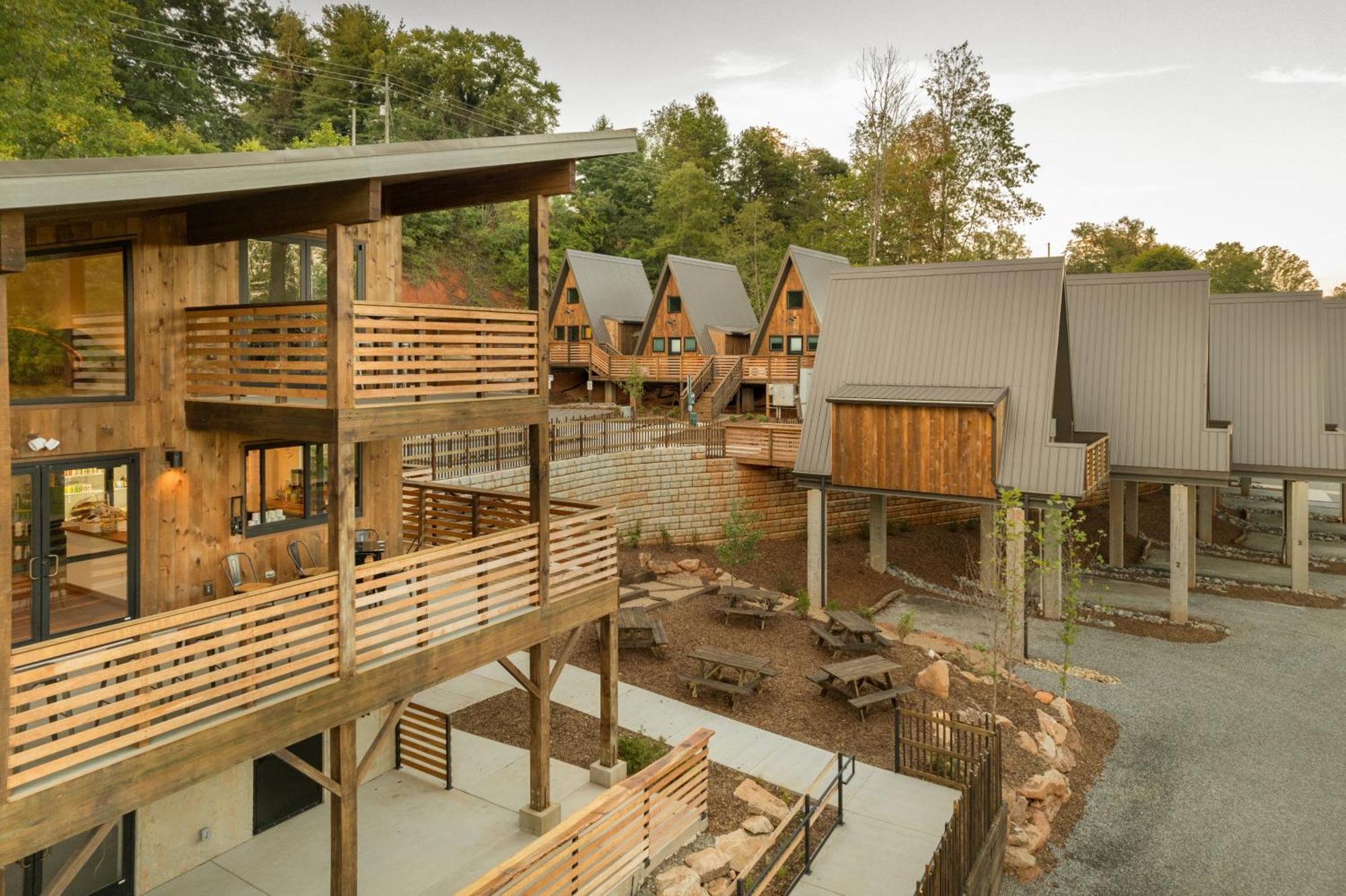 Wrong Way River Lodge & Cabins Asheville Exteriör bild